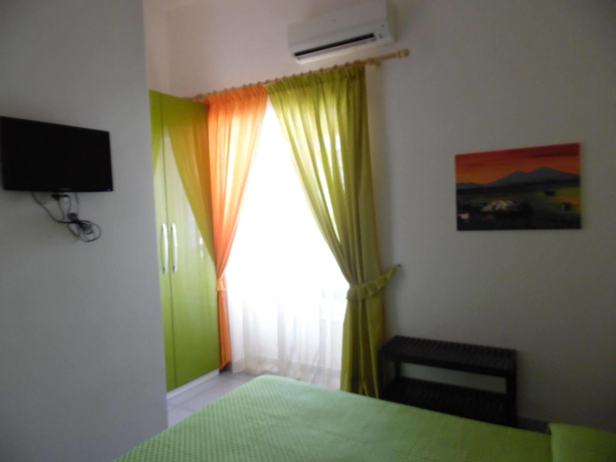 Megaride Santa Lucia Bed & Breakfast Napoli Eksteriør bilde