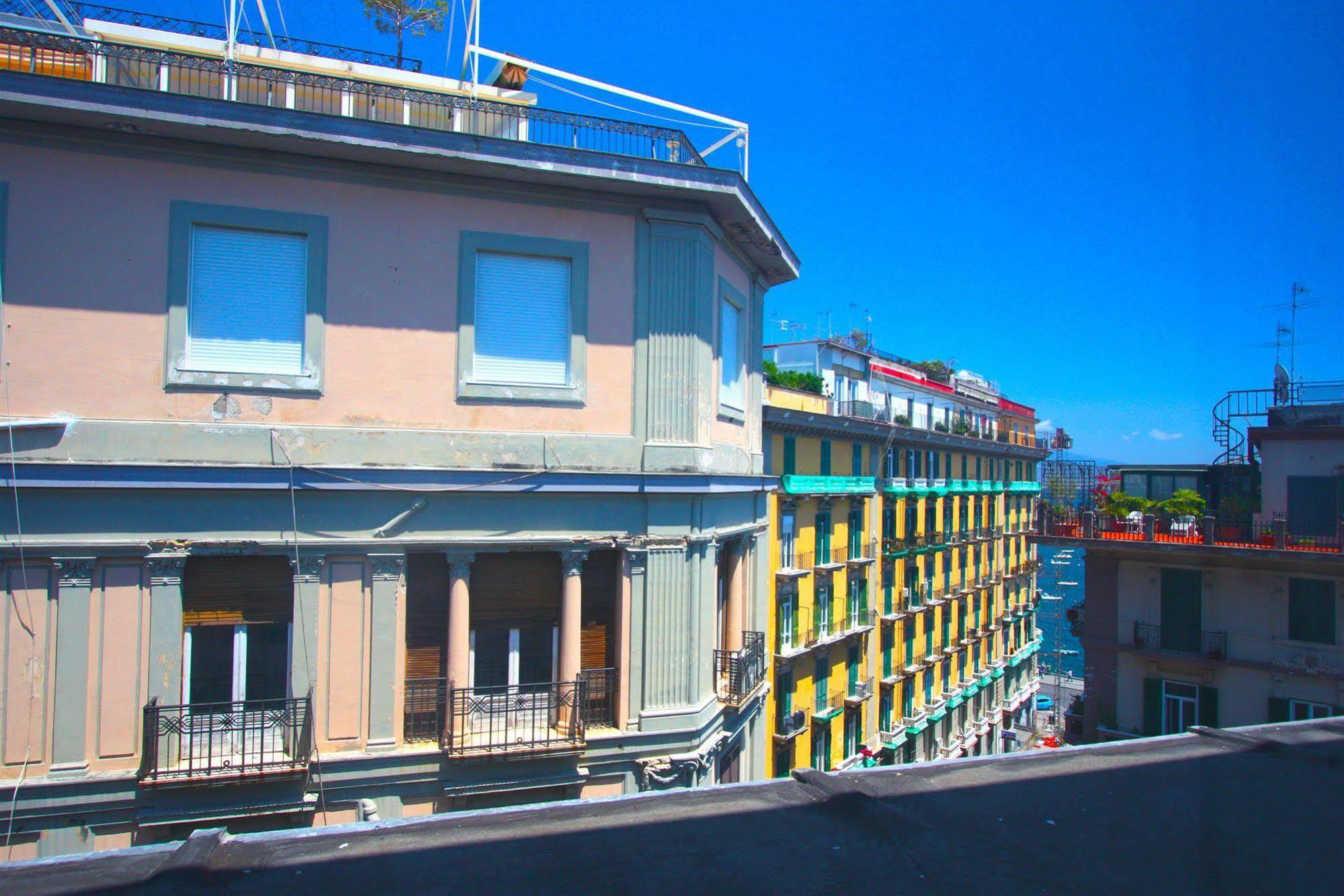 Megaride Santa Lucia Bed & Breakfast Napoli Eksteriør bilde
